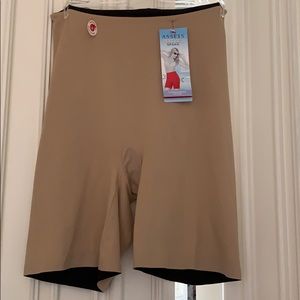 Flip side firmers mid thigh Spanx